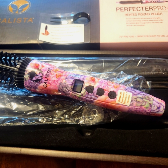 Calista Perfecter Pro Plus Heated Round Brush  .75 Inch - Picture 4 of 7